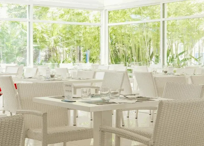 Araba Fenice Village 4*